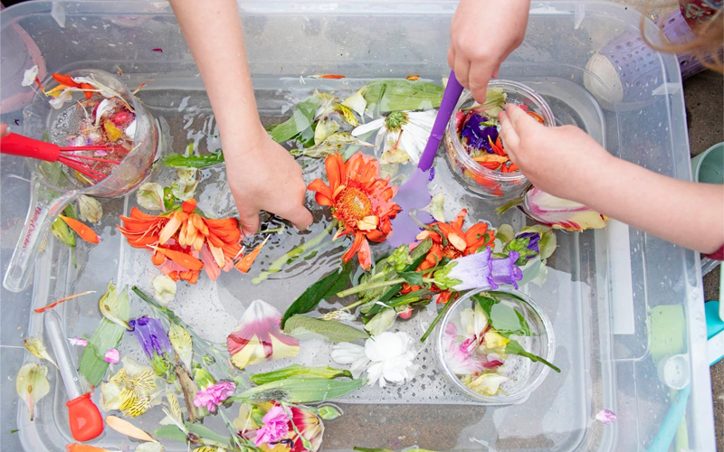 Flower Petal Bin